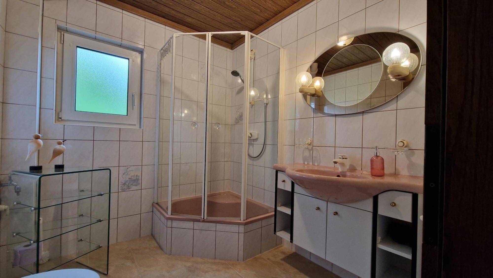 Ferienwohnung Edeltraud, Fusslaeufig Zum See Und 20 Minuten Vom Skigebiet Entfernt デーブリアッハ エクステリア 写真